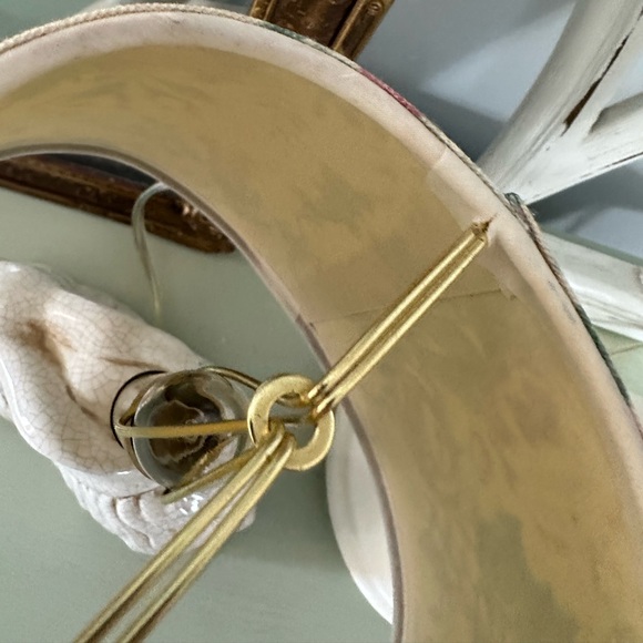 •SALE• Shabby chic bunny table lamp - Picture 2 of 3